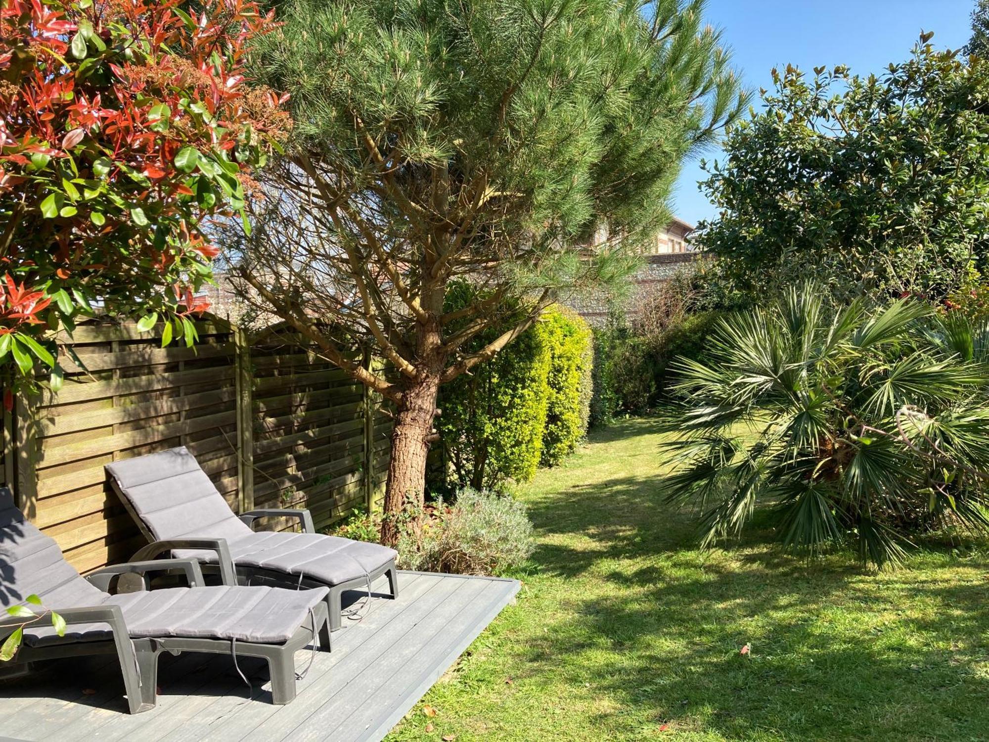 Maison Avec Grand Jardin Et Terrasse Dans Quartier De La Benedictine Fécamp Buitenkant foto